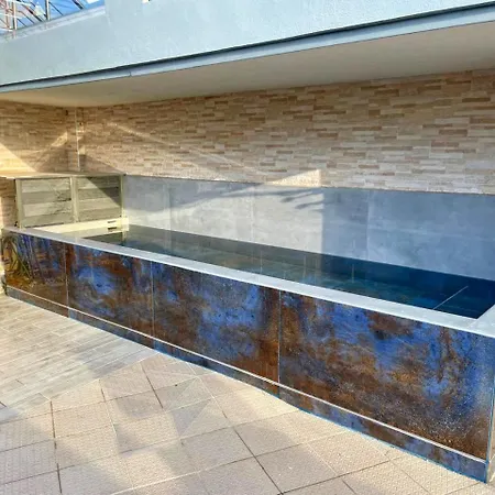 Architect Private 220sqm Villa *